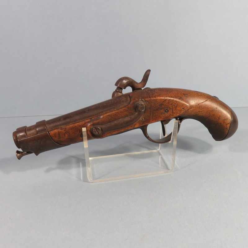 PISTOLET DE GENDARMERIE MODELE AN IX MODIFIE A PERCUSSION A PARTIR DE 1841 DANS SON JUS A RESTAURER