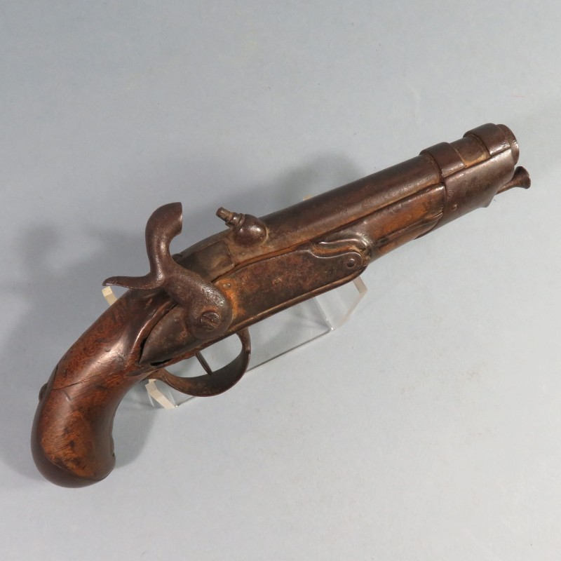 PISTOLET DE GENDARMERIE MODELE AN IX MODIFIE A PERCUSSION A PARTIR DE 1841 DANS SON JUS A RESTAURER