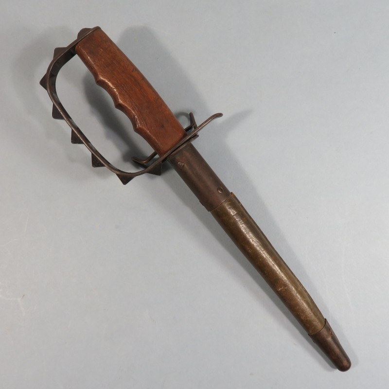 SUPERBE ET RARE !! COUTEAU DE COMBAT US17 MODELE TRENCH KNIFE 1917 FABRICATION L.F. & C. FIGTH KNIFE EXTRA PYRAMIDE WW1