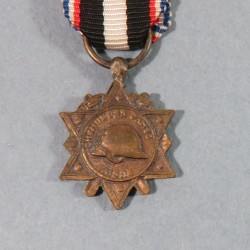 FRANCE REDUCTION DE LA MEDAILLE DE L'AISNE CHEMIN DES DAMES 1914-1918 ET 1939-1940 FRENCH BATTLE WW1 WW2 MEDAL