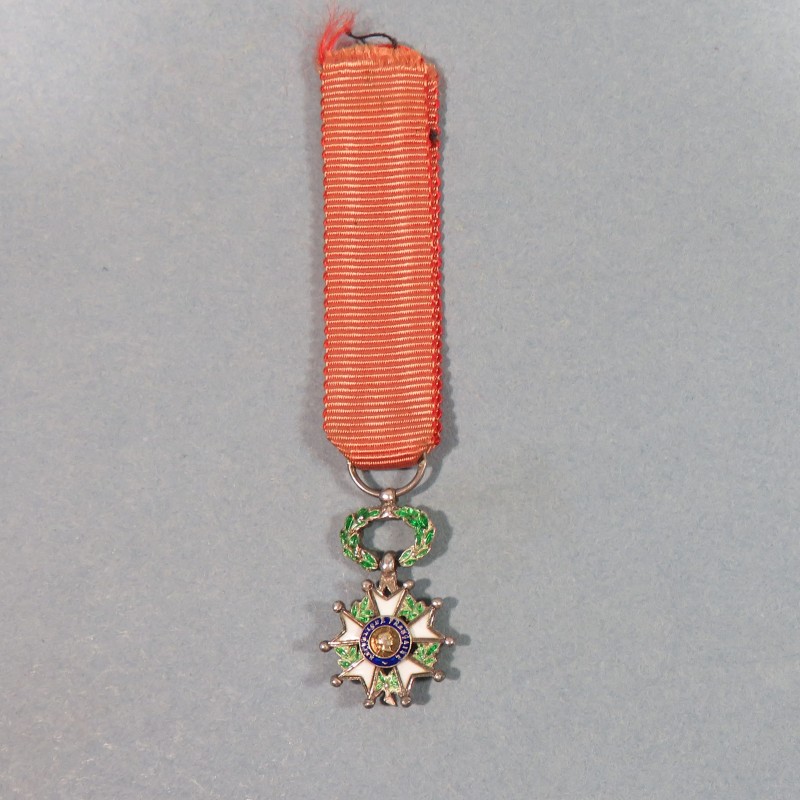 FRANCE MEDAILLE D'OFFICIER DE L'ORDRE DE LA LEGION D'HONNEUR 4 ème REPUBLIQUE MINIATURE EN ARGENT