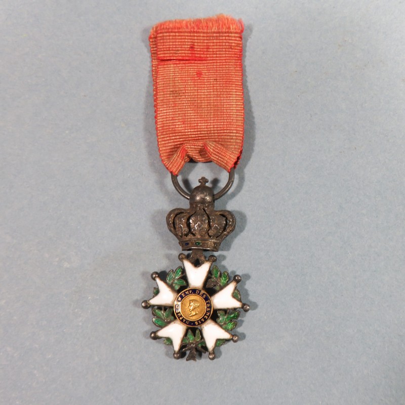 REDUCTION DE LA MEDAILLE DE CHEVALIER DE L'ORDRE DE LA LEGION D'HONNEUR NAPOLEON III PRESIDENCE 1851 1852