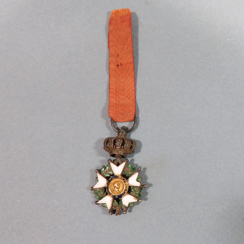 REDUCTION DE LA MEDAILLE DE CHEVALIER DE L'ORDRE DE LA LEGION D'HONNEUR NAPOLEON III SECOND EMPIRE 1852 1870