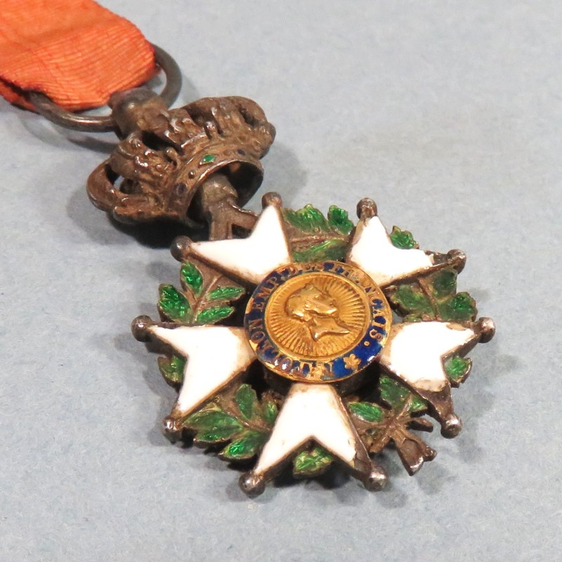 REDUCTION DE LA MEDAILLE DE CHEVALIER DE L'ORDRE DE LA LEGION D'HONNEUR NAPOLEON III SECOND EMPIRE 1852 1870