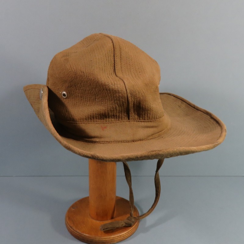 CHAPEAU DE BROUSSE BEIGE MODELE 1947 FABRICATION LOCALE INDOCHINE LEGION ETRANGERE PARA TAP TOUTES ARMES TAILLE 57