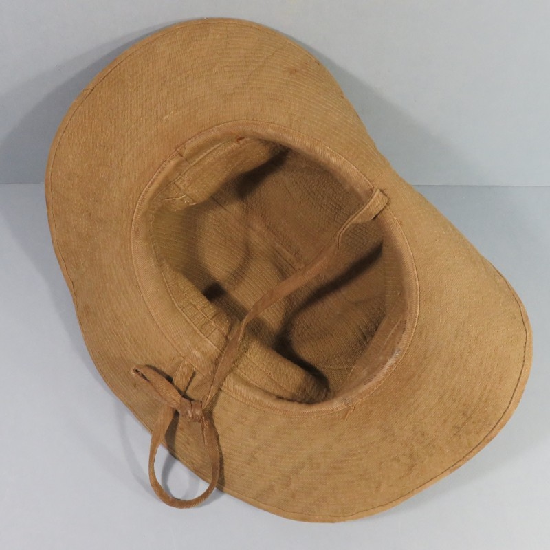 CHAPEAU DE BROUSSE BEIGE MODELE 1947 FABRICATION LOCALE INDOCHINE LEGION ETRANGERE PARA TAP TOUTES ARMES TAILLE 57