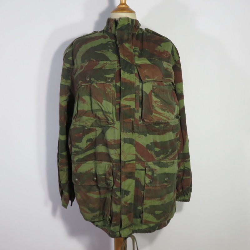 VESTE DE SAUT CAMOUFLEE DE PARACHUTISTE TAP MODELE 47-56 TROUPES AEROPORTEES LEGION ETRANGERE TAP