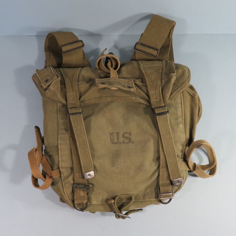 USA SAC A DOS HAVRESAC CARGO US MODELE 1944 PARTIE HAUTE AVEC BRELAGE MODELE 1944 SAC DATE 1945