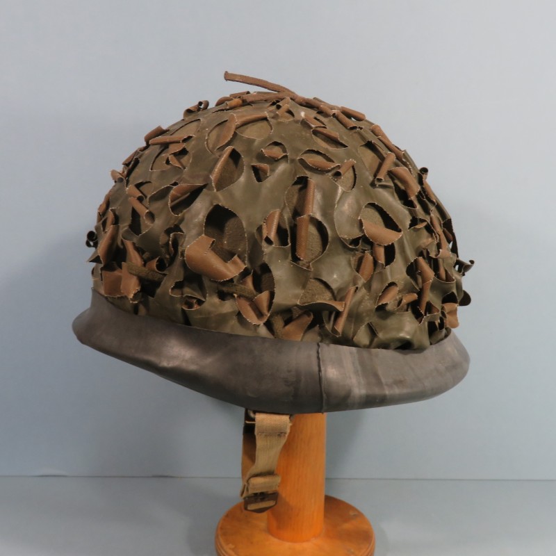 CASQUE FRANCAIS MODELE 1951 AVEC CAMOUFLAGE SALADE MARQUAGE LOURD M.MA.OU 1952 ET LINER FRANCK 1952