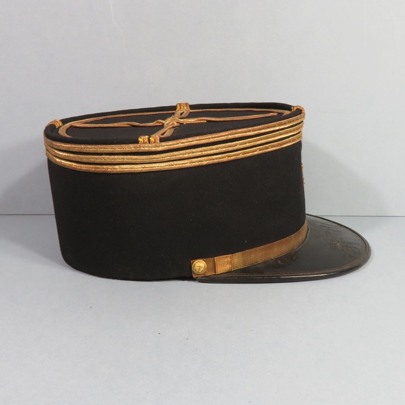 KEPI DE CAPITAINE INFANTERIE ET ARTILLERIE COLONIALE MODELE 1919 - 1931 OFFICIER SECONDE GUERRE TAILLE 58