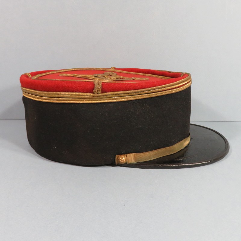 KEPI POLO DE LIEUTENANT DU 141 ème REGIMENT D'INFANTERIE DE LIGNE 1910 - 1920 TAILLE 58