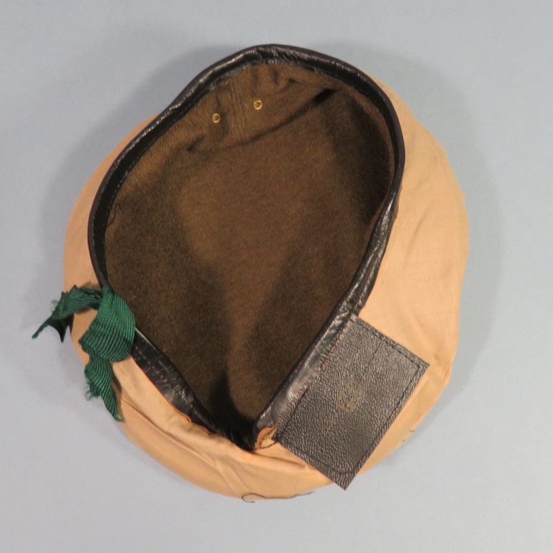 BERET MARRON EN 3 PARTIES MODELE 1947 IDENTIFIER COMME BERET DU 584 ème REGIMENT DU TRAIN TAILLE 57 SANS INSIGNE