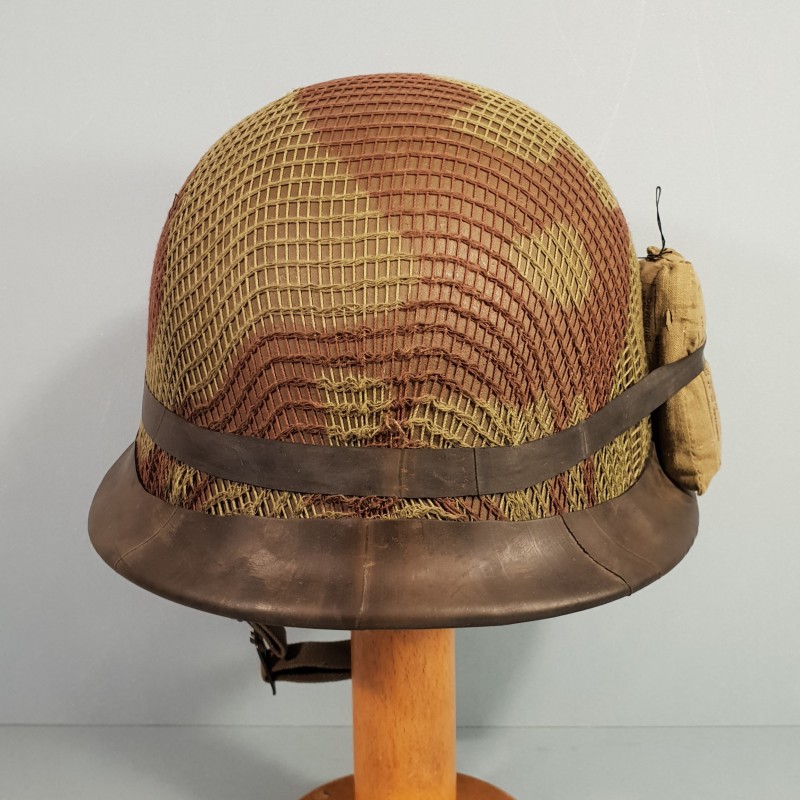 CASQUE FRANCAIS MODELE 1951 AVEC CAMOUFLAGE ET PANSEMENT ETAT NEUF DE STOCK LOURD JAPY 1953 ET LINER FRANCK 1952