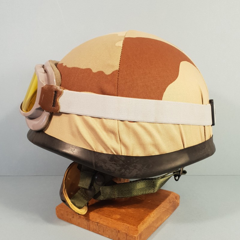 CASQUE F1 CAMOUFLE DAGUET GUERRE DU GOLF 1990 - 1991 COUVRE CASQUE ET LUNETTES BOLLE LEGION ETRANGERE DESERT STROM