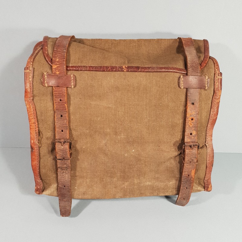 SAC INFERIEUR OU SAC ALLEGE MODELE 1935 JUS DE GRENIER EQUIPEMENT DU FANTASSIN CAMPAGNE 1939 1940