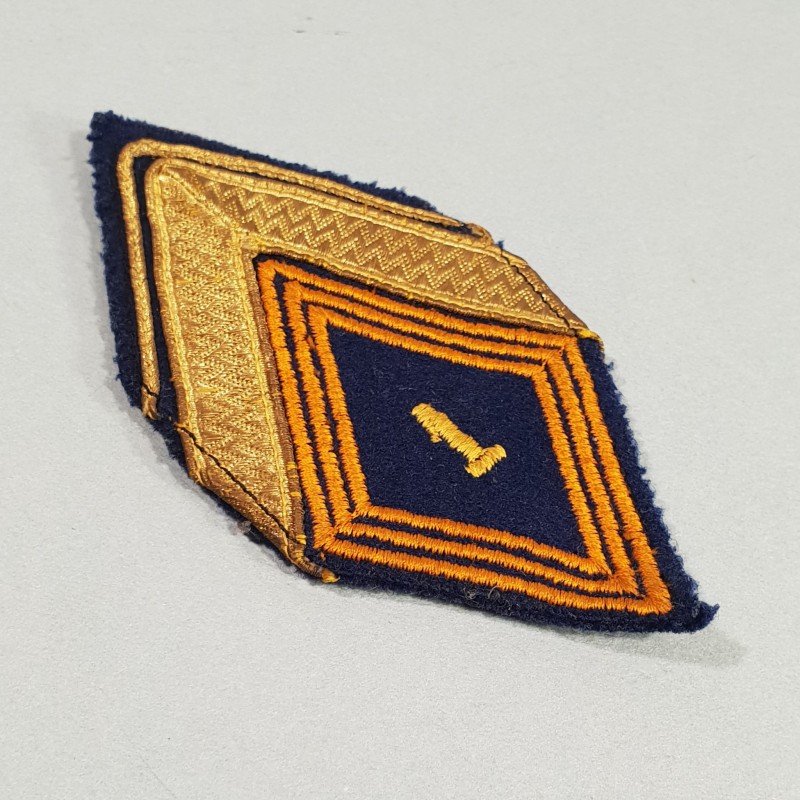 INSIGNE LOSANGE MODELE 1945 DU 1 er RCP REGIMENT DE CHASSEURS PARACHUTISTES 1950 1960 FOND BLEU ROI TAP