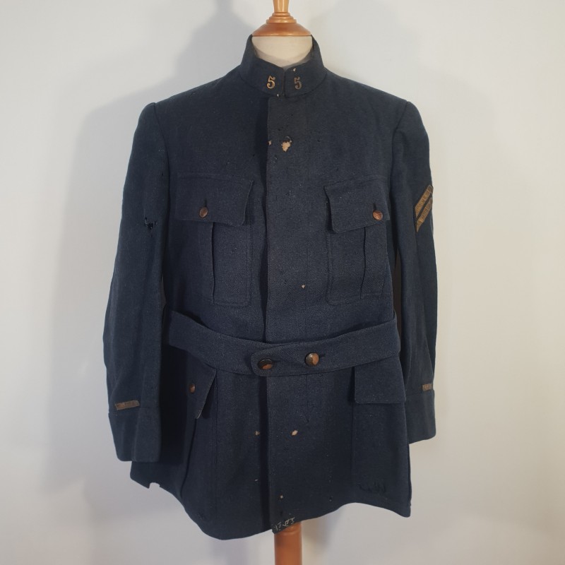 RARE !! VESTE D'UNIFORME D'ADJUDANT CHIFFRE 5 AU COL MODELE 1913 EN DRAP GRIS DE FER BLEUTE DEBUT DE LA GUERRE 1914 1918