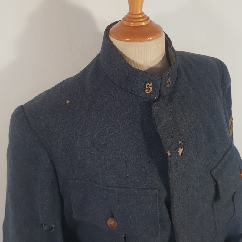 RARE !! VESTE D'UNIFORME D'ADJUDANT CHIFFRE 5 AU COL MODELE 1913 EN DRAP GRIS DE FER BLEUTE DEBUT DE LA GUERRE 1914 1918