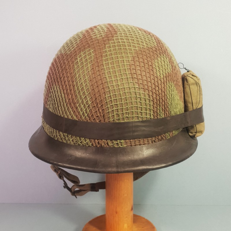 CASQUE FRANCAIS MODELE 1951 AVEC CAMOUFLAGE ET PANSEMENT ETAT NEUF DE STOCK LOURD M.MA.OU 1952 ET LINER FRANCK 1952