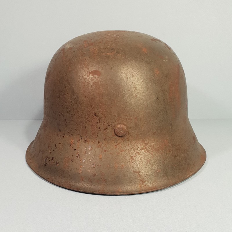 CASQUE ALLEMAND WEHRMACHT HEER MODELE 1942 UN INSIGNE PEINTURE FELDGRAU TAILLE 58 AVEC SON INTERIEUR