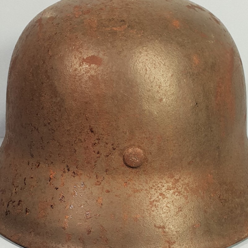 CASQUE ALLEMAND WEHRMACHT HEER MODELE 1942 UN INSIGNE PEINTURE FELDGRAU TAILLE 58 AVEC SON INTERIEUR