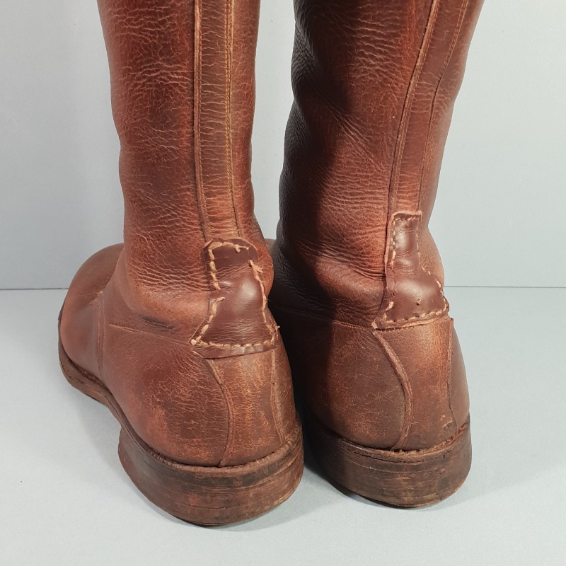 BOTTES A LACETS D'OFFICIER DITES AVIATEUR EN CUIR MARRON FABRICATION 1914 1918 PILOTE CHARS DE COMBAT PREMIERE ET SECONDE GUERRE