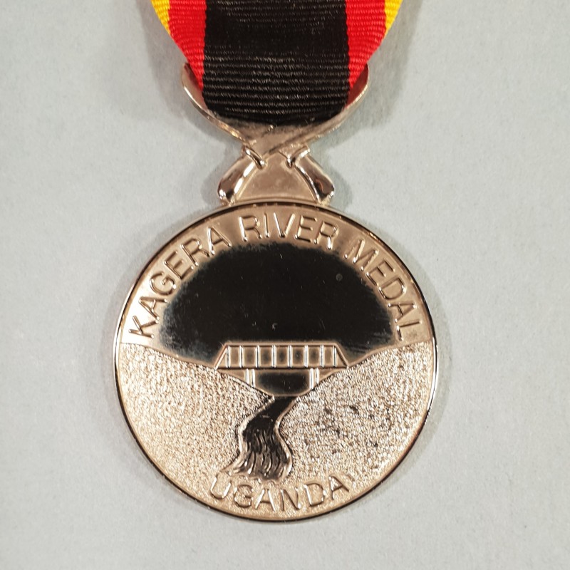 OUGANDA AFRIQUE DU SUD MEDAILLE DE LA KAGERA RIVER GUERRE AVEC LA TANZANIE SOUTH AFRICA UGANDA MEDAL °