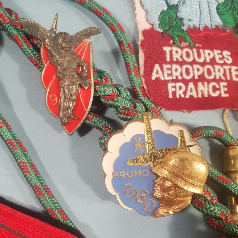 ENSEMBLE PARACHUTISTE FOURRAGERE BREVET DRAGO ROMAINVILLE NUMEROTE 444663 ANNEES 1980 ET INSIGNES 9 ème RCP