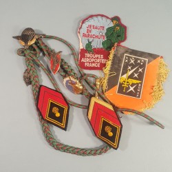 ENSEMBLE PARACHUTISTE FOURRAGERE BREVET DRAGO ROMAINVILLE NUMEROTE 444663 ANNEES 1980 ET INSIGNES 9 ème RCP