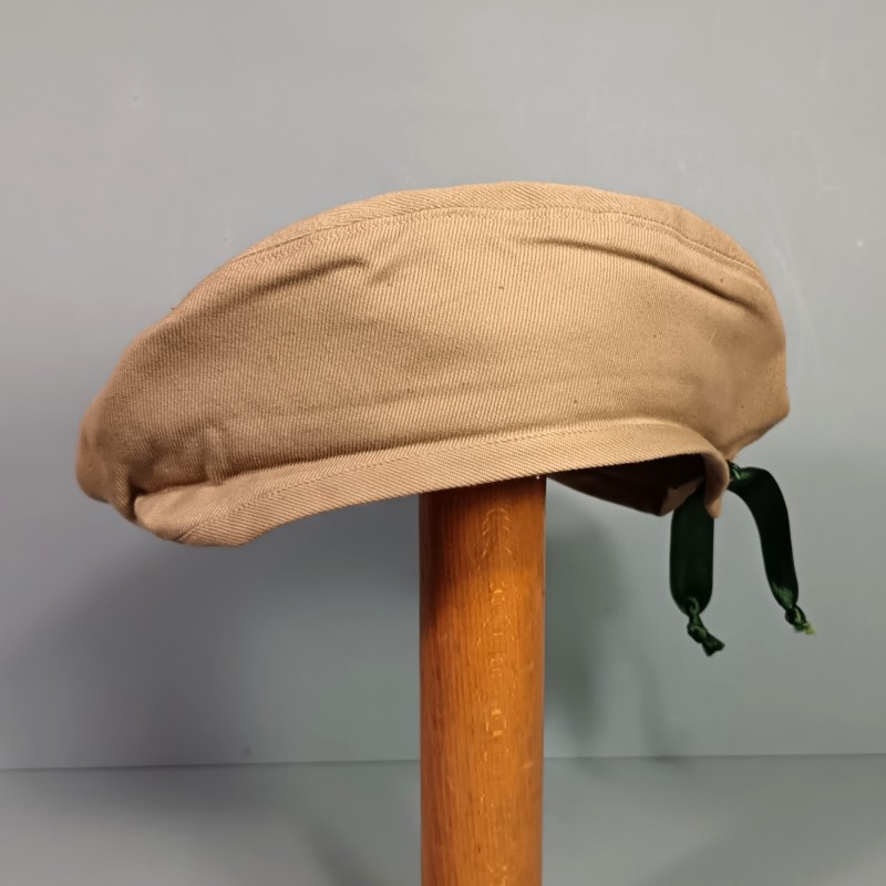 BERET EN 3 PARTIES BEIGE SABLE COUTURES COTE DES COMMANDOS MARINE TAILLE 58 FABRICATION ANNEES 1950 1960