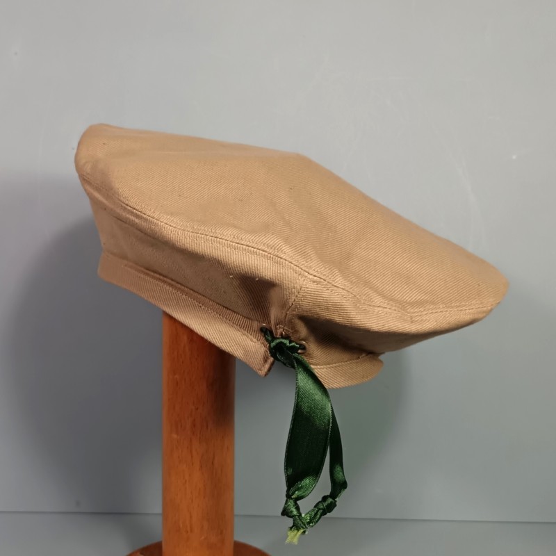 BERET EN 3 PARTIES BEIGE SABLE COUTURES COTE DES COMMANDOS MARINE TAILLE 58 FABRICATION ANNEES 1950 1960