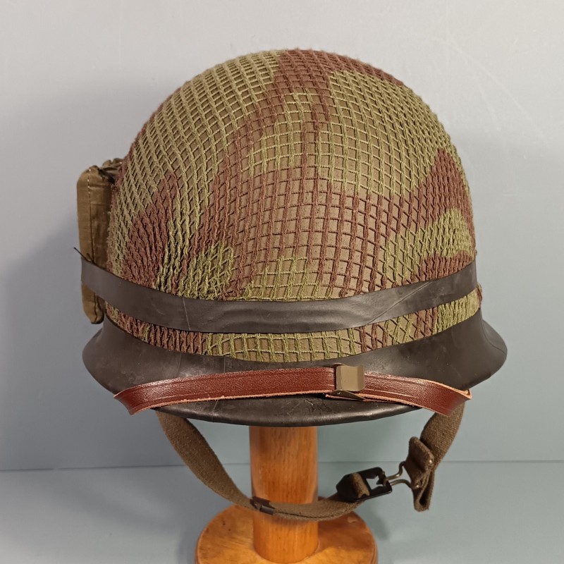 CASQUE FRANCAIS MODELE 1951 AVEC CAMOUFLAGE ET PANSEMENT ETAT NEUF DE STOCK LOURD JAPY 1954 ET LINER S.M.P. 1954