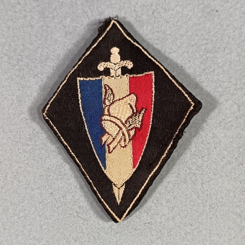 INSIGNE DE POITRINE EN TISSU TISSAGE DE TYPE BEVO DE LA LEGION FRANCAISE DES COMBATTANTS LFC 1940-1944 GOUVERNEMENT DE VICHY