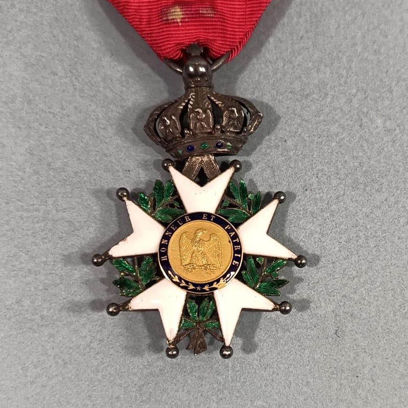 FRANCE MEDAILLE DE CHEVALIER DE L'ORDRE DE LA LEGION D'HONNEUR NAPOLEON III SECOND EMPIRE 1852 1870