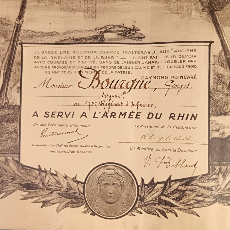 DIPLOME DE LA MEDAILLE DE LA FEDERATION DES ANCIENS DE LA RHENANIE ET DE LA RUHRE ATTRIBUE A UN SERGENT DU 170 ème RI