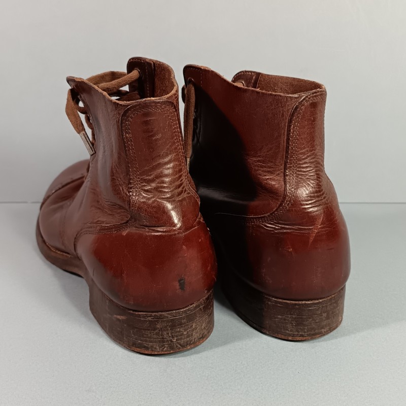 BRODEQUINS COMBAT CHAUSSURES US MODELE 1939-1941 EN CUIR MARRON SHOES SERVICE TYPE I SEMELLE CLOUTEE TAILLE 40 US 7